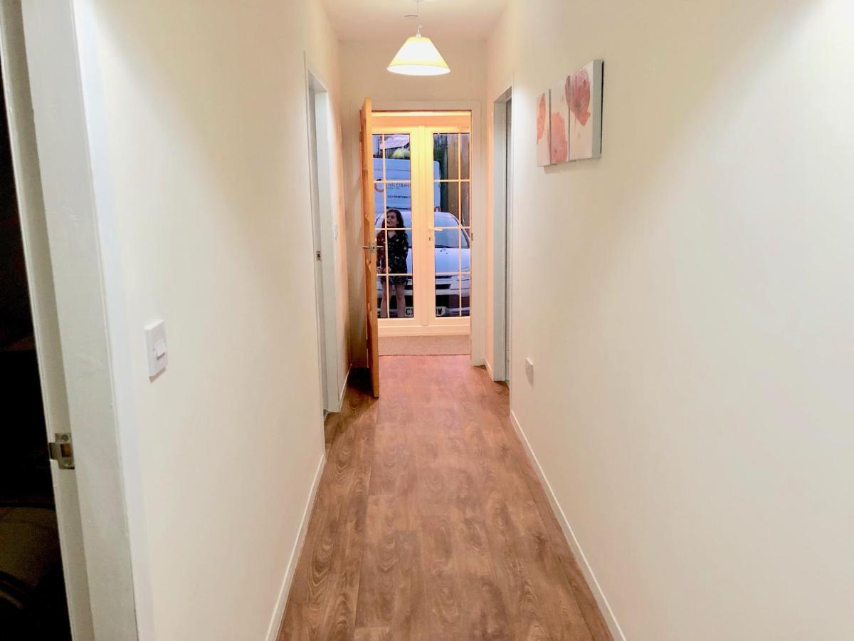 Cae Glas Apartments Холихед Экстерьер фото