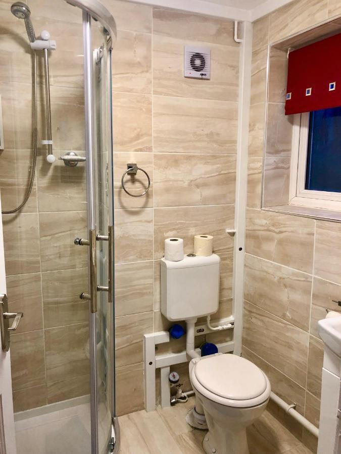 Cae Glas Apartments Холихед Экстерьер фото